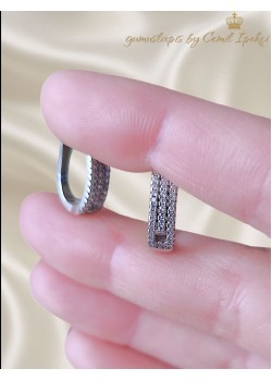 Laboratuvar Pırlantası Taşlı D Motif Gümüş Küpe