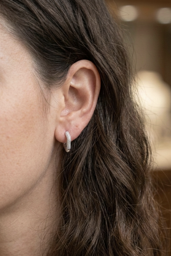 Asimetrik Dört Köşe Taşlı Gümüş Küpe Çifti Serisi (1 çift)