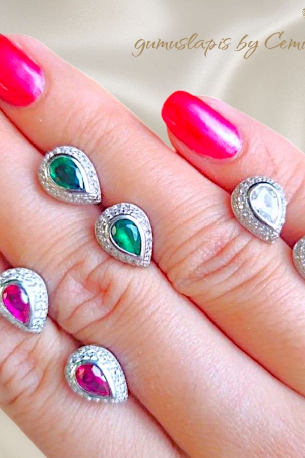 Damla Motif Gümüş Küpe Çifti Serisi