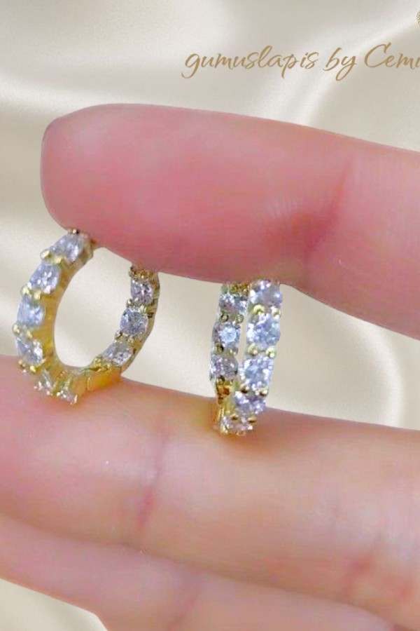 Taşlı gümüş halka küpe çifti