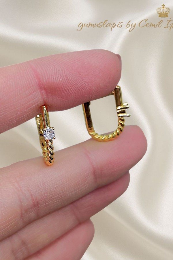 U Motif Gümüş Küpe Çifti 