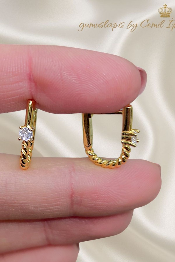 U Motif Gümüş Küpe Çifti 