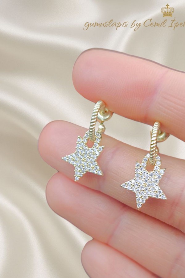 Yıldız Motif Gümüş Küpe Çifti