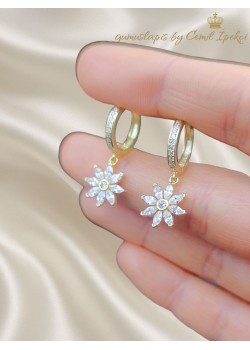 Çiçek Motif Büyük Gümüş Küpe Çifti