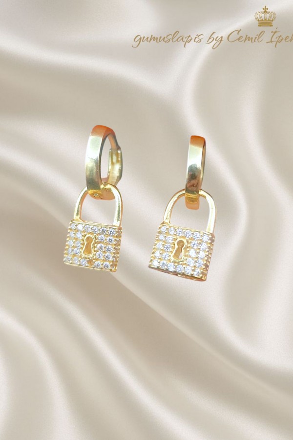 Kilit Motif Gümüş Küpe Çifti