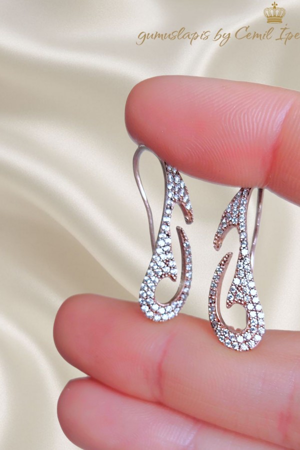 Dalga Motif Geçmeli Gümüş Küpe Çifti