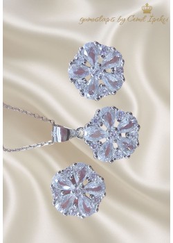 Laboratuvar Pırlantası Taşlı Gümüş Çiçek Set