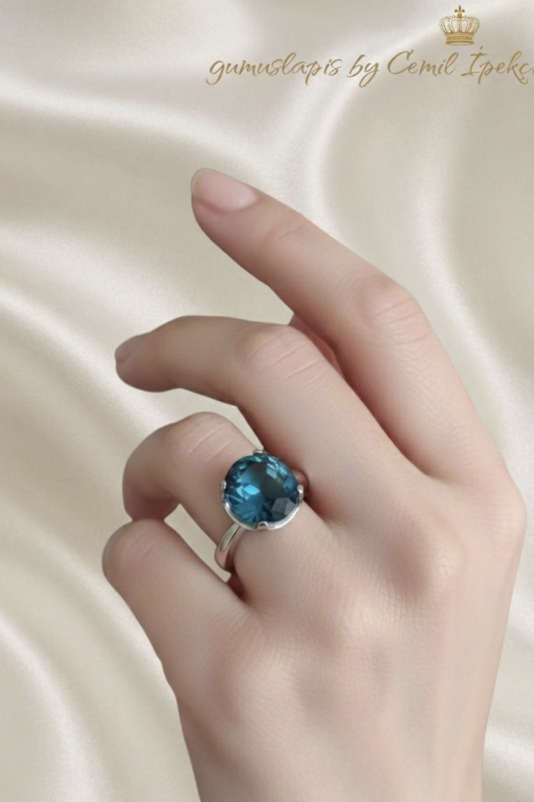 İri Yuvarlak Lab Topaz, Safir ve Rutil Kuvars Taşlı Gümüş Yüzük Serisi