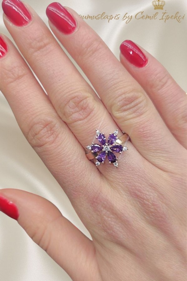 Ametist Taşlı Çiçek Motif Gümüş Yüzük