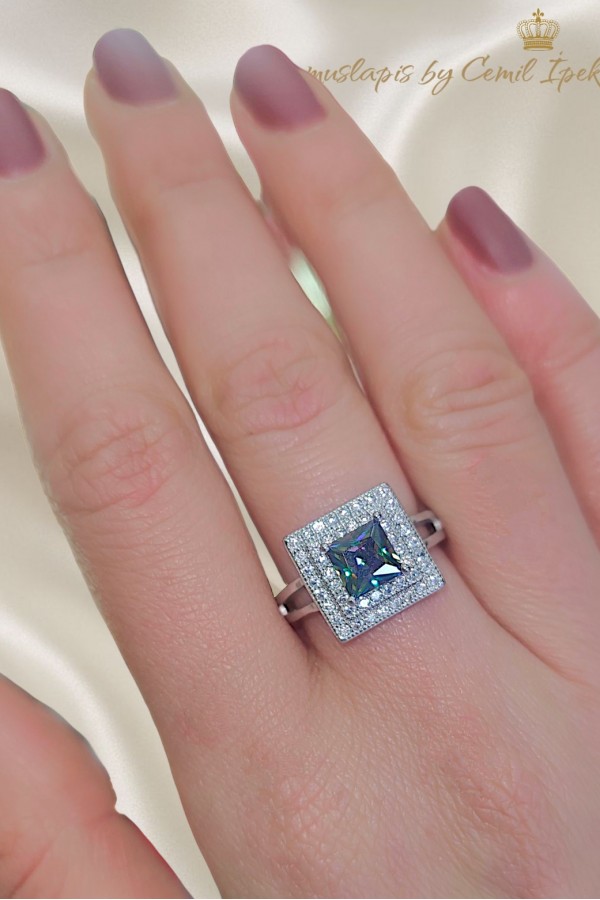 Mistik Kuvars Taşlı Kare Motif Gümüş Yüzük 