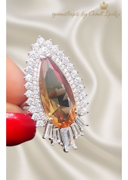 Renk Değiştiren Taşla Süslü Gümüş Yüzük Serisi