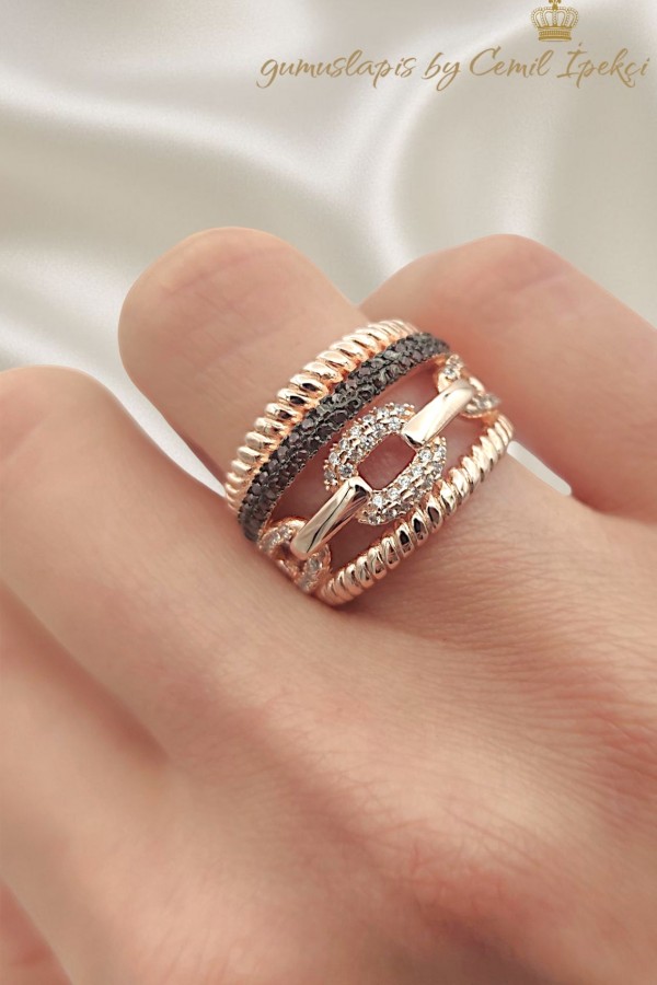 Dumanlı Kuvars Taşlı Zincir Motif Gümüş Yüzük