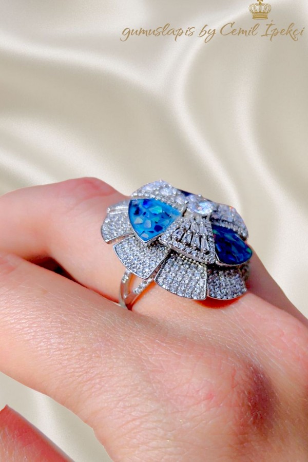 Opal Taşlı Büyük Gümüş Yüzük