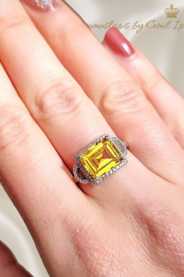 Lab Sarı Safir Taşlı Gümüş Yüzük 