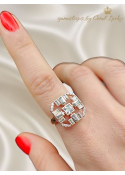 Baget Taşlı Kare Motif Gümüş Yüzük