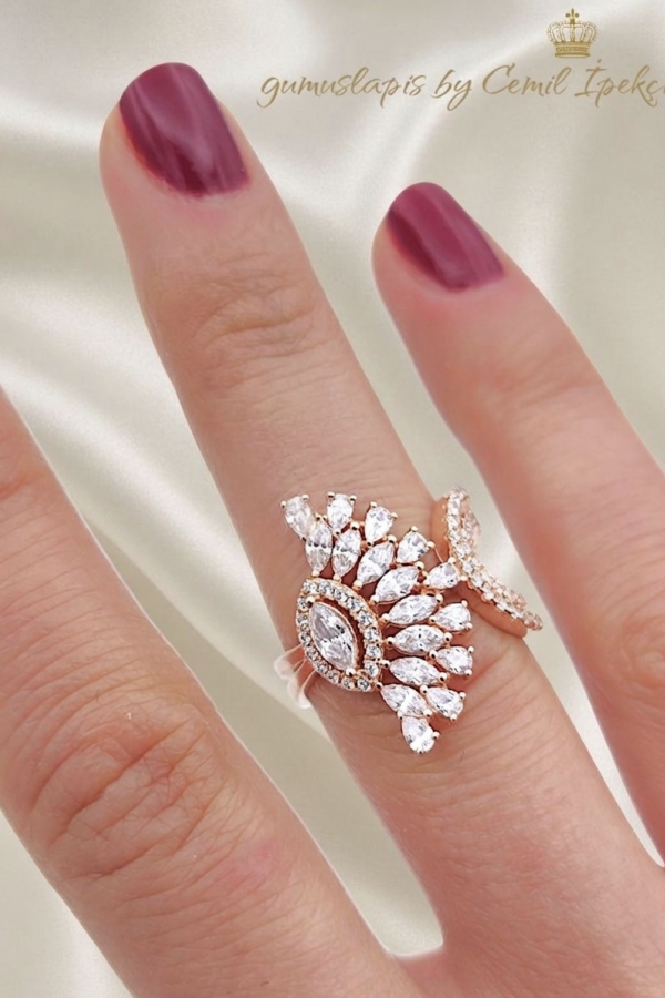 Yelpaze Motif Gümüş Yüzük Serisi