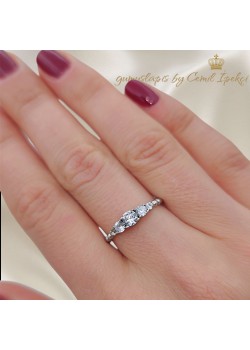 Üç Taşlı Mini Gümüş Yüzük