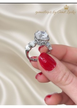 Laboratuvar Pırlantası Taşlı Gümüş Yüzük