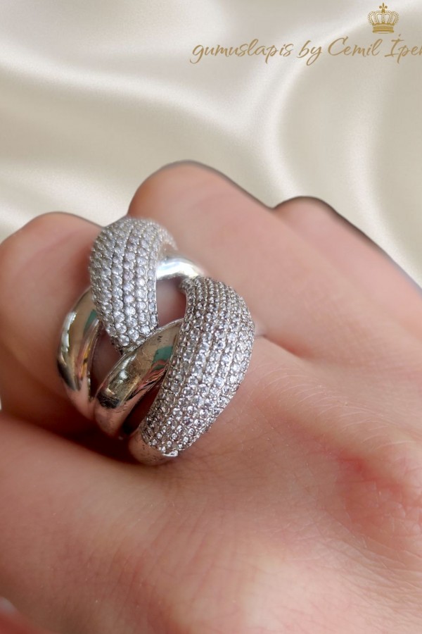 Sarmal Motif Laboratuvar Pırlantası Taşlı gümüş İri Yüzük