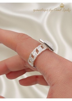 Kalp Motif Yanları Zincir Motif Gümüş Yüzük 