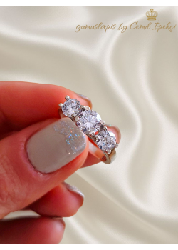 Üç Taşlı Gümüş Yüzük