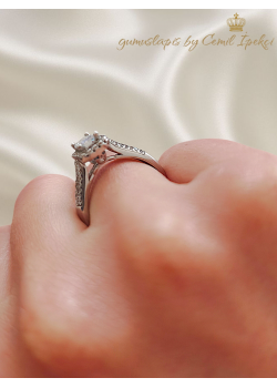 Baget Taşlı Gümüş Tektaş Motif Yüzük