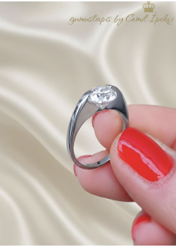 İçe Gömülü Tektaş Gümüş Yüzük