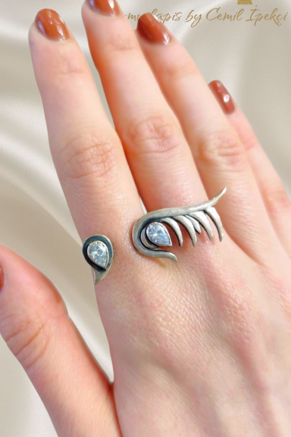 Kuvars Taşlı Baykuş Motif Gümüş Yüzük