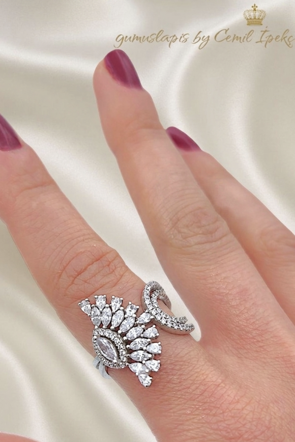 Yelpaze Motif Gümüş Yüzük Serisi