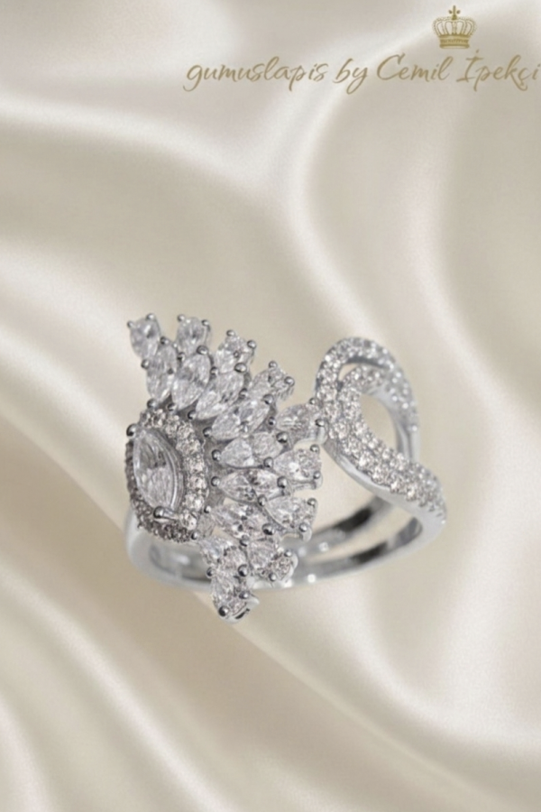 Yelpaze Motif Gümüş Yüzük Serisi