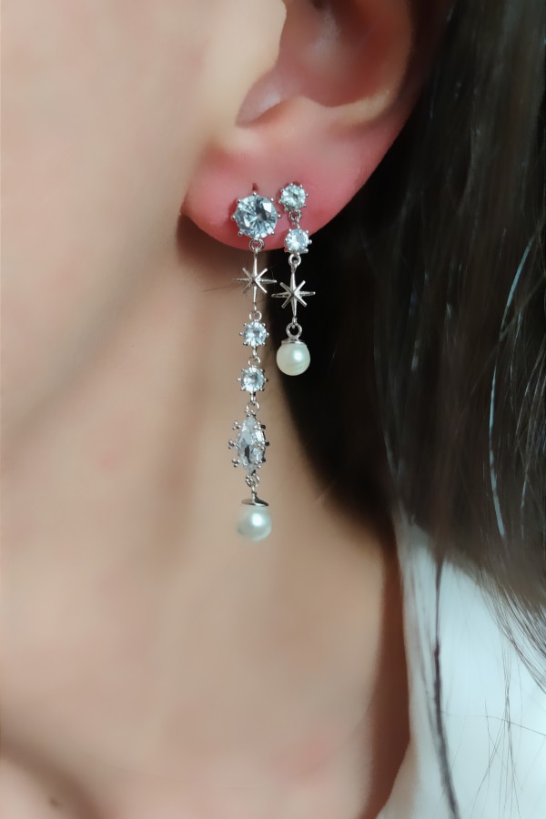 Takma Yeri Gümüş Diğer Yerleri Çelik İncili Küpe Çifti 