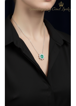 Su Yeşili Taşlı Gümüş Deep Kolye 