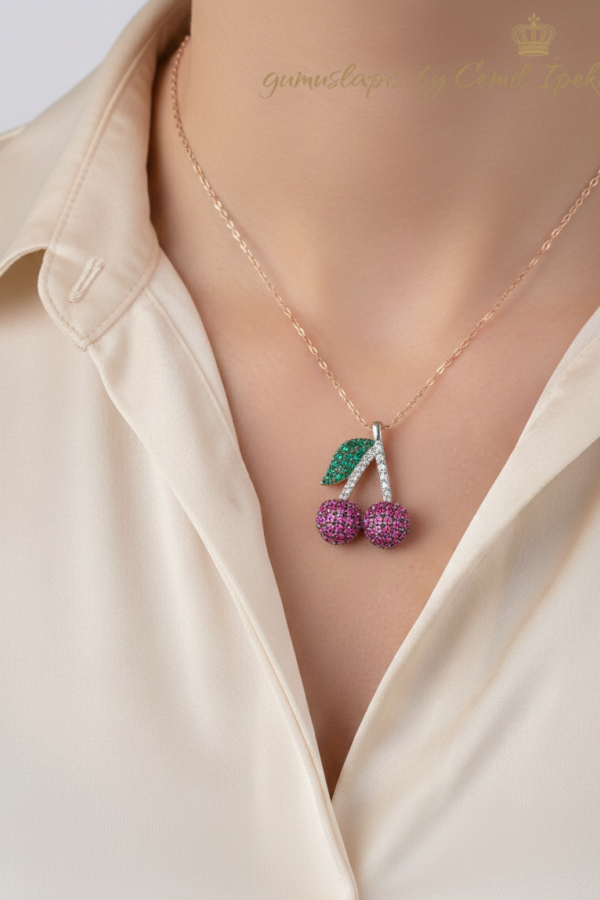 Yakut ve Zümrüt Taşlı Kiraz Motif Gümüş Kolye 