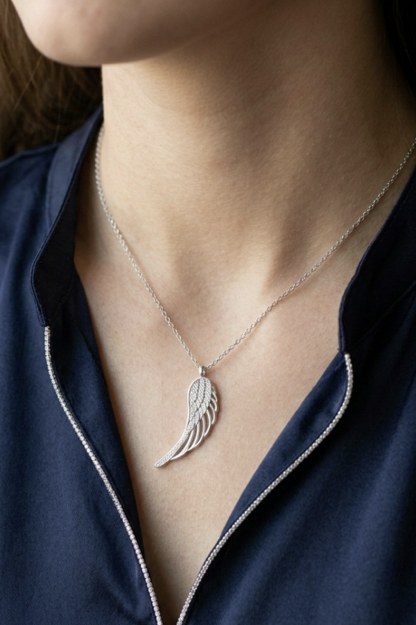 Tek Kanat Motif Gümüş Kolye