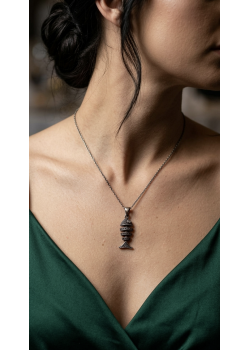 Gözü Taşlı Balık Motif Eskitme Gümüş Kolye