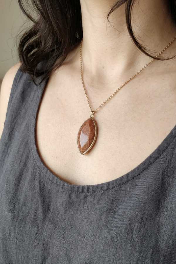 Yıldız Taşı Taşlı Gümüş Rose Kolye 