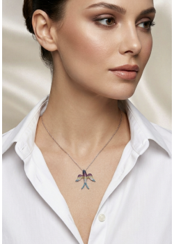 Renkli Taşlarla Süslü Kırlangıç Motif Gümüş Kolye