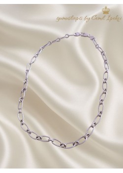 Uzun Oval Motif Desenli Taşsız Gümüş Zincir Kolye Uzun Oval Motif Desenli Taşsız Gümüş Zincir Kolye