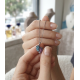 Yakut ve Turkuaz Taşlı Bebek Ayağı Motif Gümüş Mini Kolye Yakut ve Turkuaz Taşlı Bebek Ayağı Motif Gümüş Mini Kolye