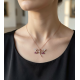 Beyaz ve Yakut Taşlı Yusufçuk Motif Gümüş Kolye Beyaz ve Yakut Taşlı Yusufçuk Motif Gümüş Kolye