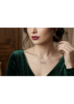Ortası İri Taşlı Sonsuzluk Motif Gümüş Mini Kolye Ortası İri Taşlı Sonsuzluk Motif Gümüş Mini Kolye