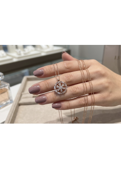 Kar Tanesi Motif Baget Taşlarla Çevrili Gümüş Mini Kolye Kar Tanesi Motif Baget Taşlarla Çevrili Gümüş Mini Kolye
