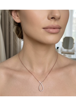 Ters Damla Motif Taşlı Rose Kaplama Gümüş Kolye Ters Damla Motif Taşlı Rose Kaplama Gümüş Kolye