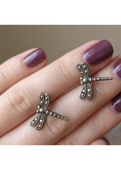 Markazit Taşlı Yusufçuk Motif Gümüş Küpe