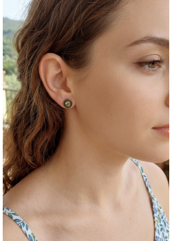Ortası Peridot Taşlı Ortası Eskitme Gümüş Mini Küpe