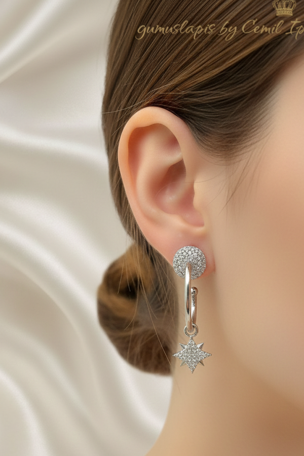 Kutup Yıldızı Motif Gümüş Yarım Halka Küpe Çifti 