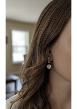 Baget ve İri Tektaş Motif Gümüş Küpe