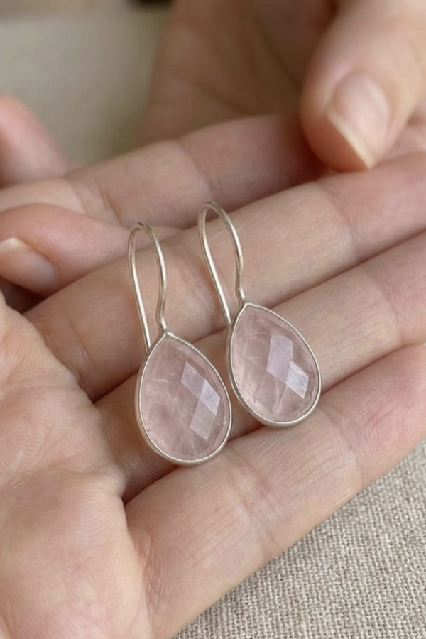 Pembe Kuvars ve Ametist Taşlı Geçmeli Gümüş Küpe Çifti Serisi (1 çift)