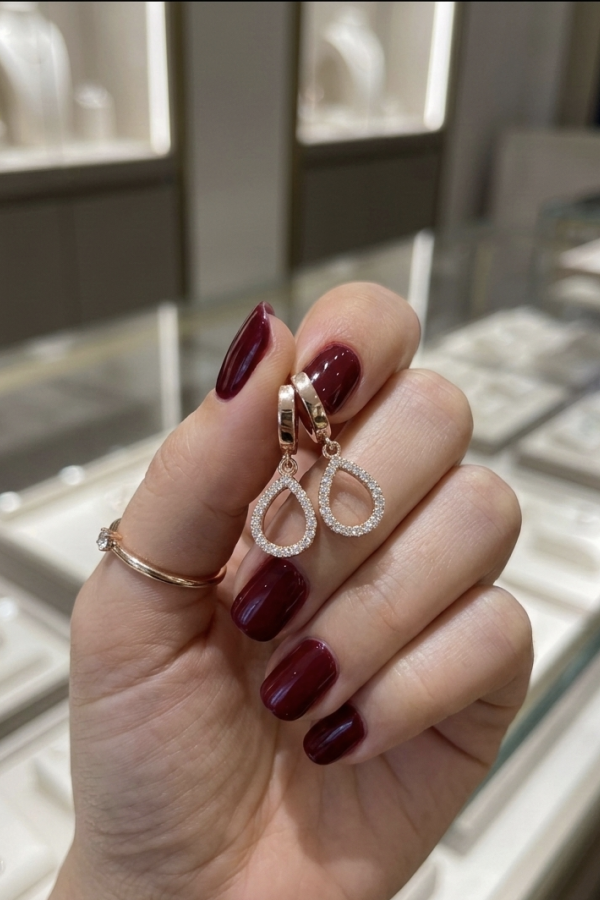 İçi Boş Damla Motif Gümüş Küpe