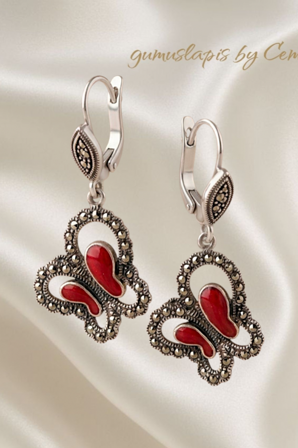 Akik ve Markazit Taşlı Kelebek Motif Gümüş Küpe